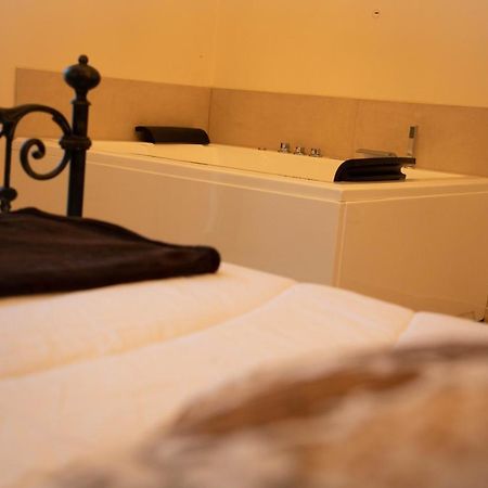 Il Palazzo - Luxury Home & Event Cosenza Kültér fotó