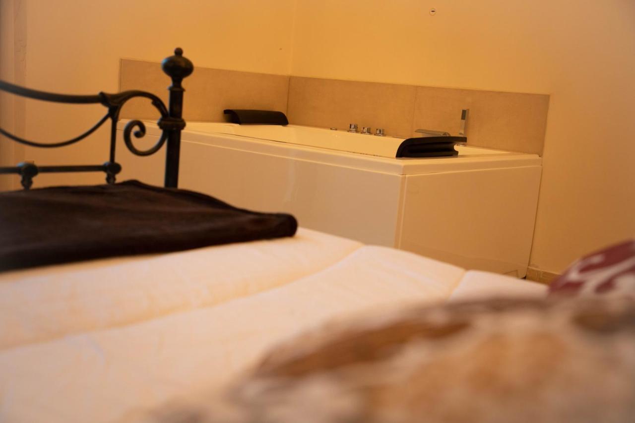 Il Palazzo - Luxury Home & Event Cosenza Kültér fotó